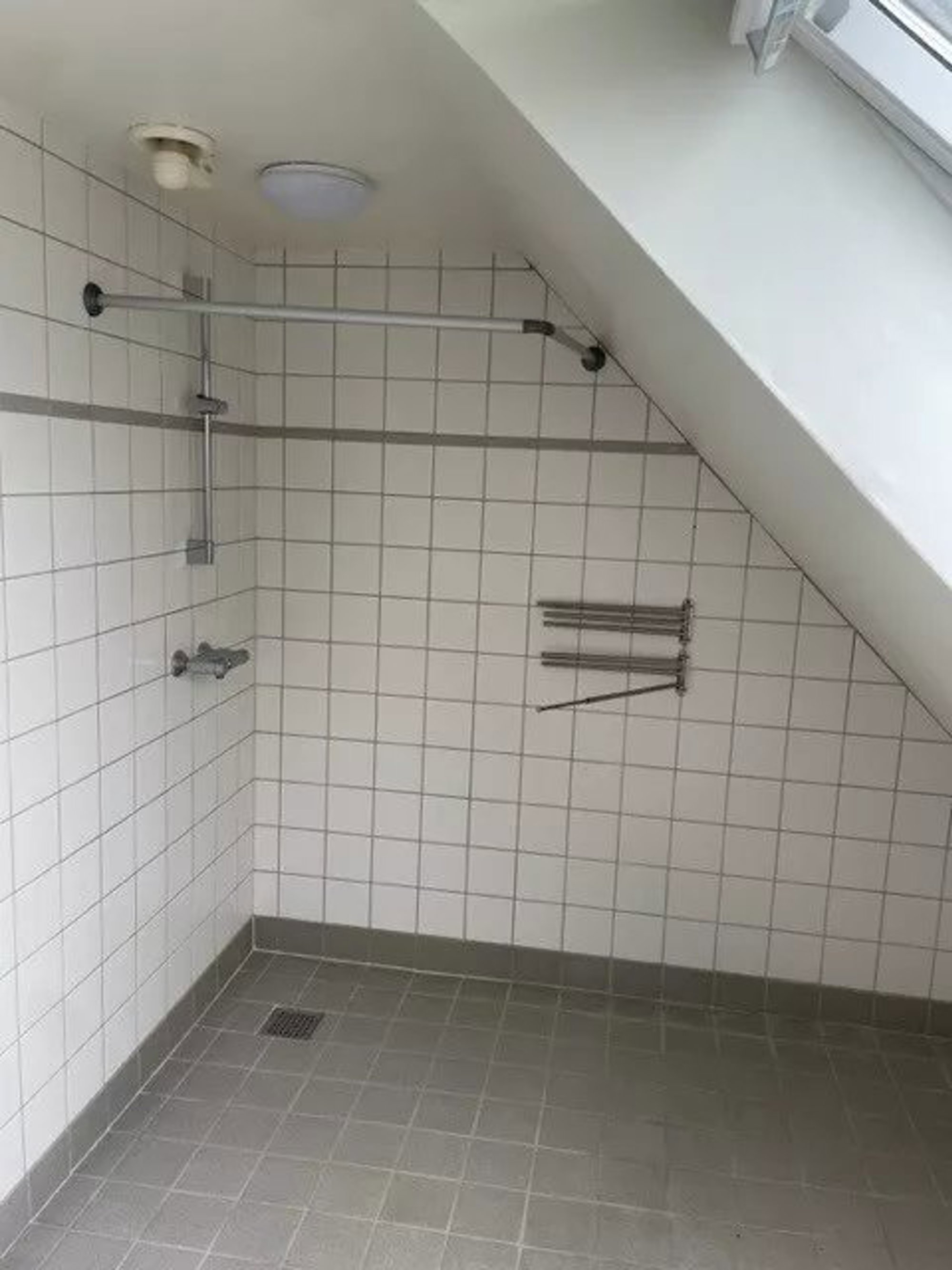 Gugvej 178, 1., 9210 Aalborg SØ