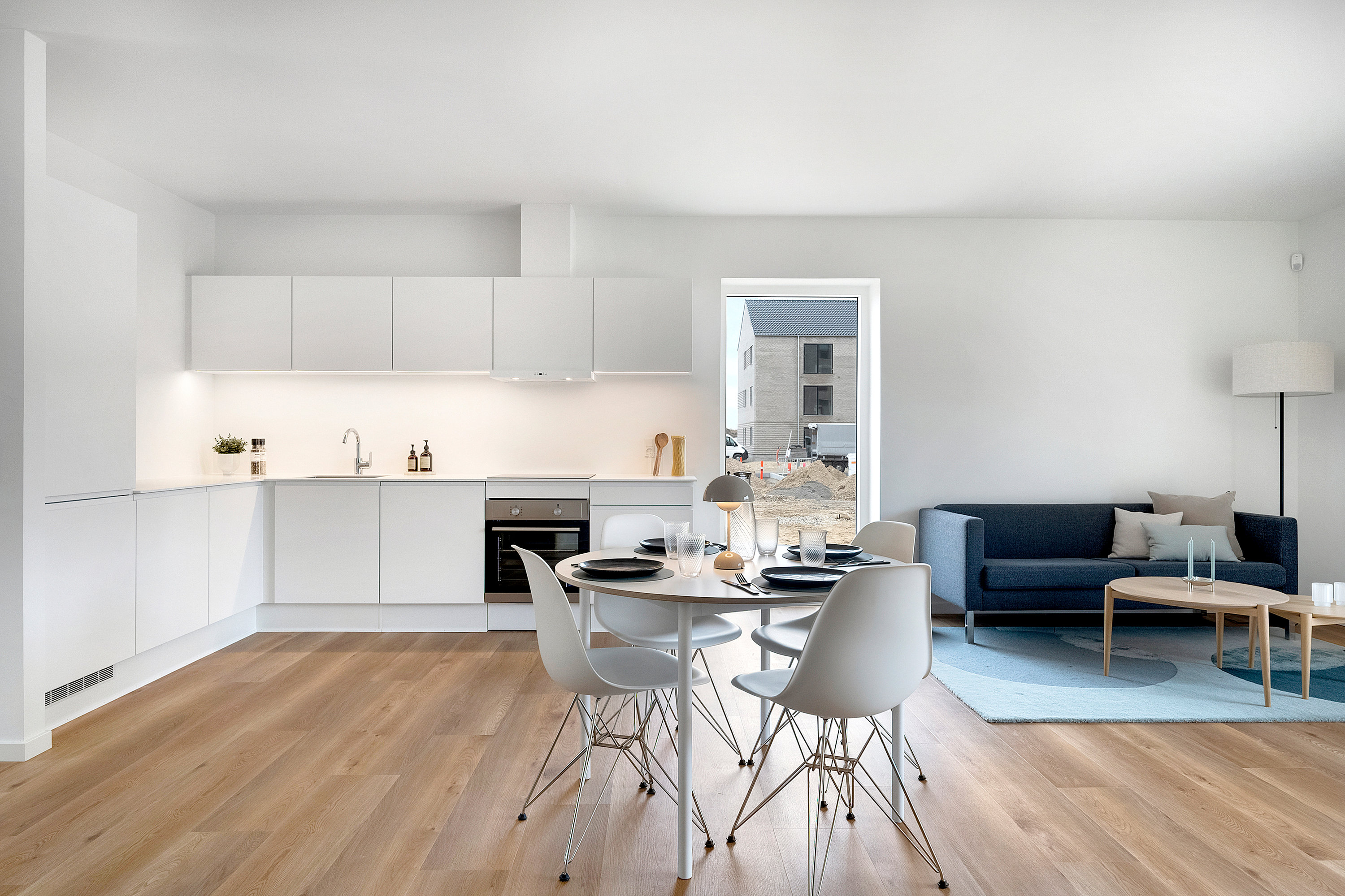 Moderne 4-værelset rækkehus med egen terrasse billede 4